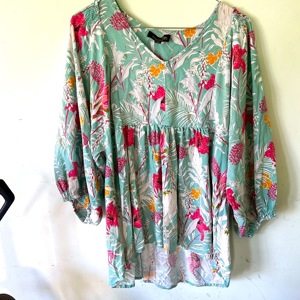 Susan Betro Hawaiian Floral Print Puff Sleeve Blouse Large